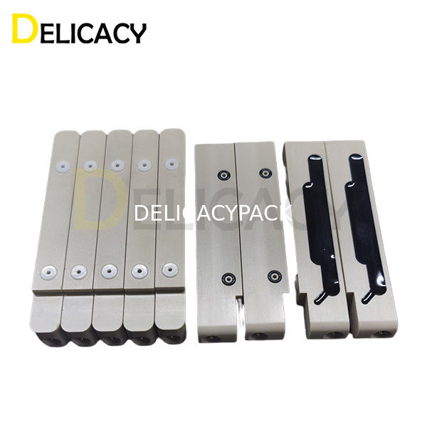 64M-390977 Suku Cadang Pemegang Elektroda Dengan Poliester Elektro Ganda Untuk Mesin Las